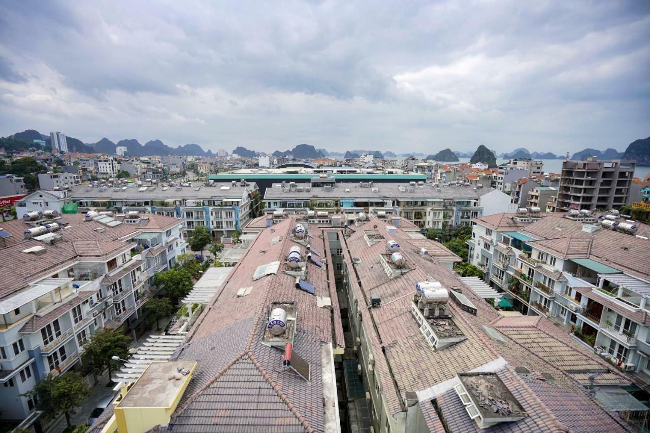 Lex Hotel Ha Long Bagian luar foto