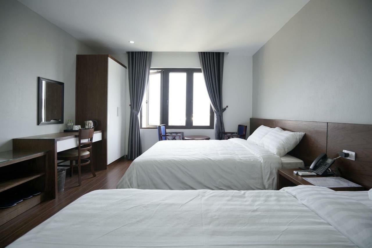 Lex Hotel Ha Long Bagian luar foto