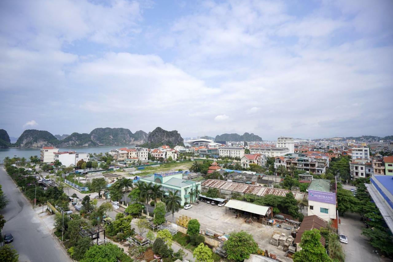 Lex Hotel Ha Long Bagian luar foto