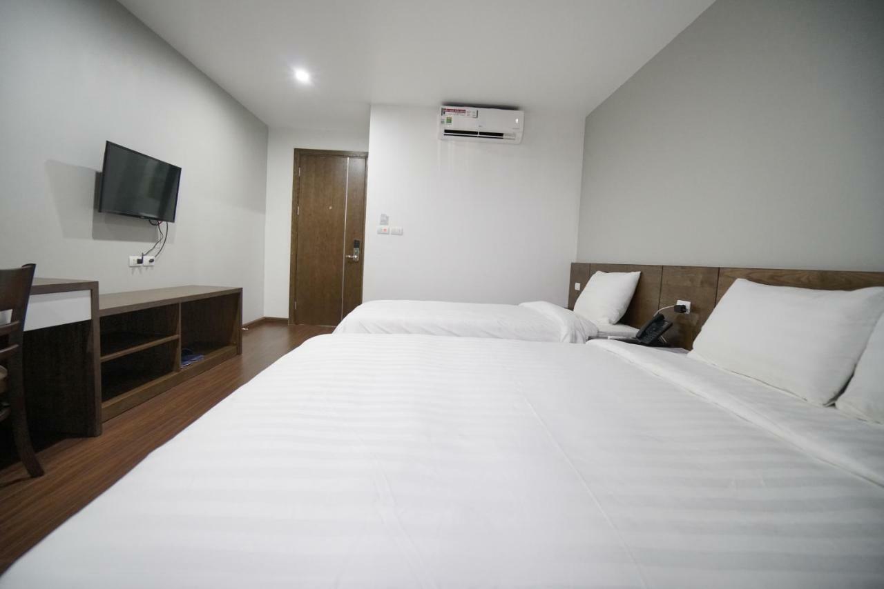Lex Hotel Ha Long Bagian luar foto
