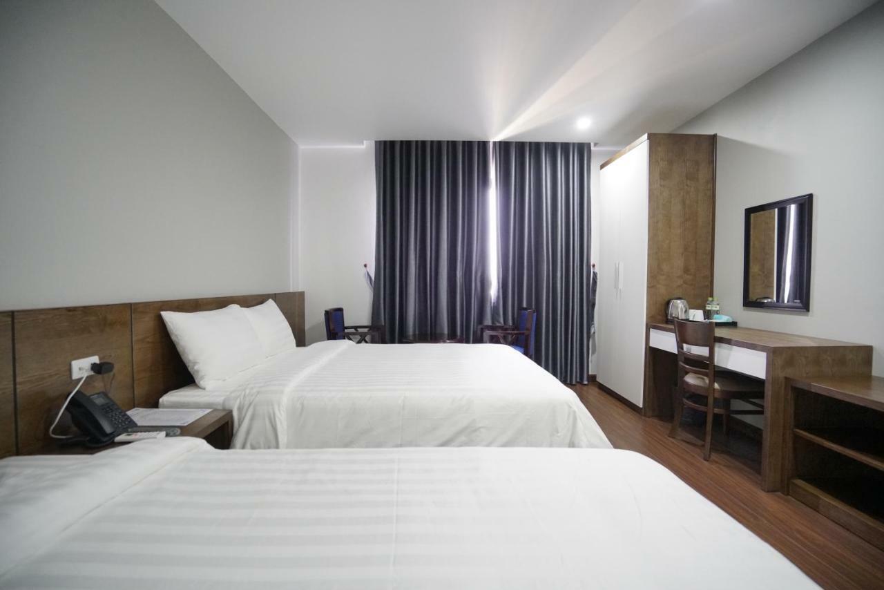 Lex Hotel Ha Long Bagian luar foto